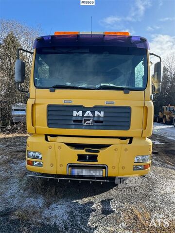  MAN 18.313 Sweeper w/ Bucher Optifant 70 superconstruc