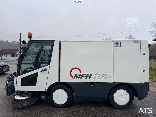  Aebi MFH2500 sweeper