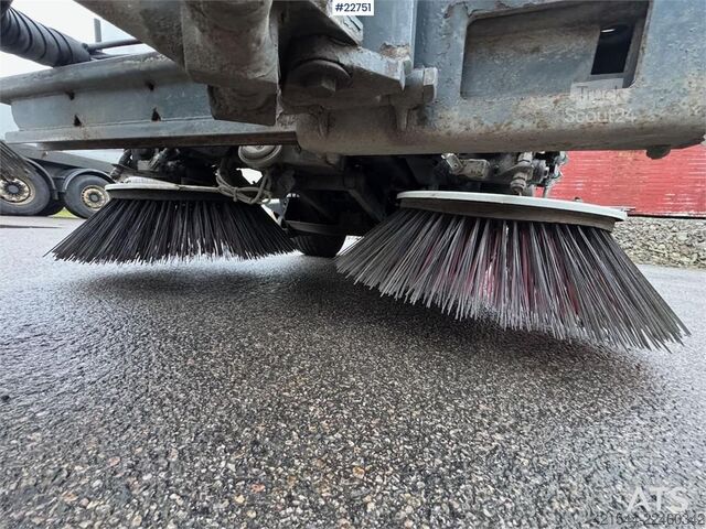  Aebi MFH2500 sweeper