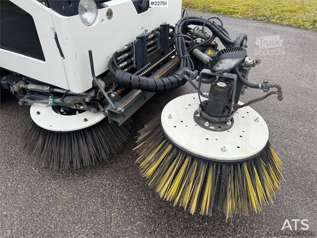  Aebi MFH2500 sweeper