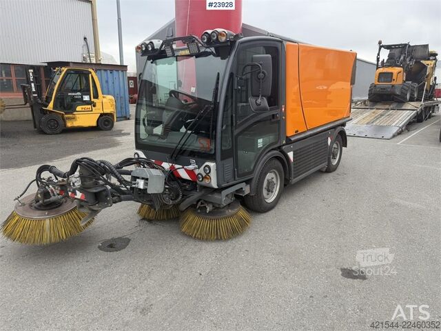 подметальная машина Boschung s3 street sweeper