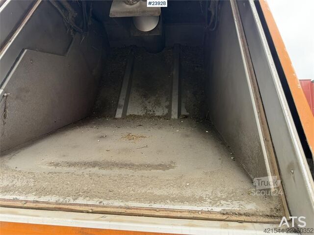 Vejfejemaskine Boschung s3 street sweeper