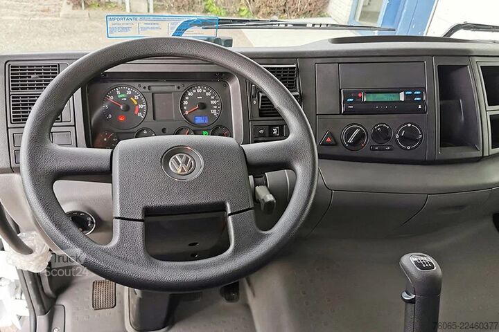  VW Constellation 17.250 BB CH Garbage Collector Tr...