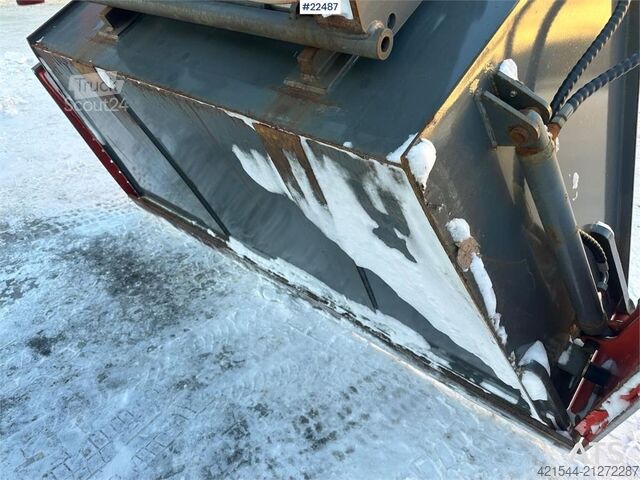 Lastare Powertrack L45 wheel loader w/ Flapwing bucket, bucket and pa