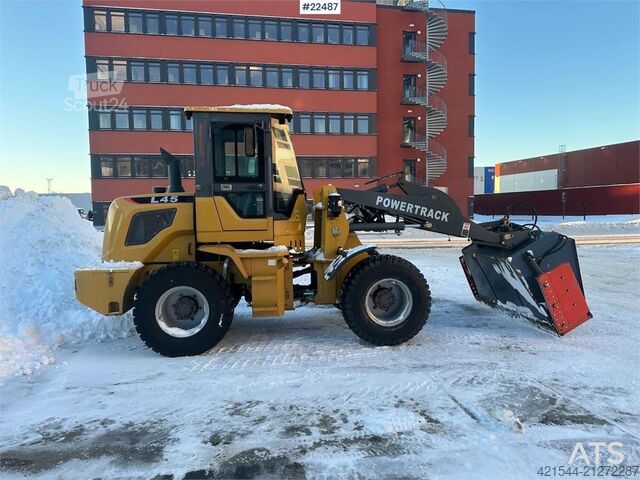 Lastare Powertrack L45 wheel loader w/ Flapwing bucket, bucket and pa