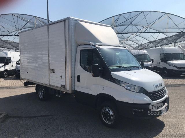 Панельний фургон IVECO DAILY 35C14H BOX