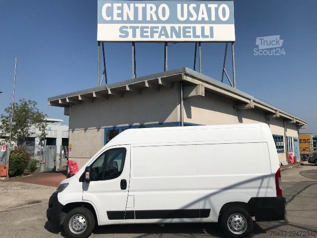 Панельний фургон Citroën Jumper 33 L2H2 2.2 bluehdi 140cv S&S