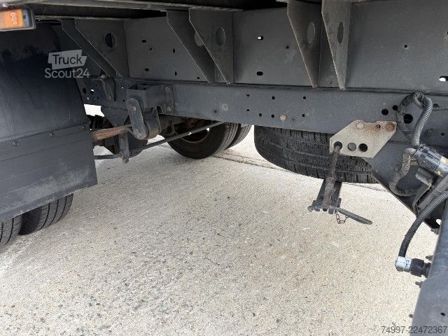 Пикап ван IVECO 35C14 / AHK / Zwillingsbereift