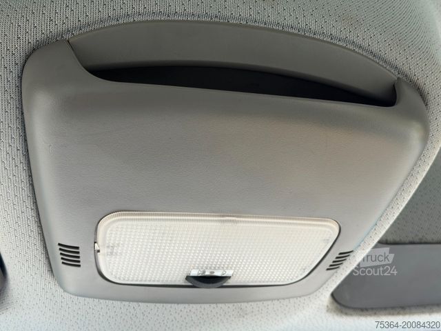 Minibus VW Crafter 2.0 Tdi 80 kw L2H2 9Sitze Klima Tempomat