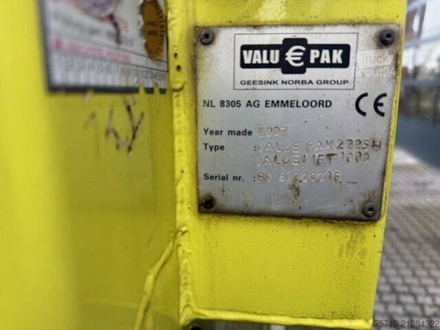 Camión de la basura Mercedes-Benz 2633 6x2 Econic Geesink Value PAK