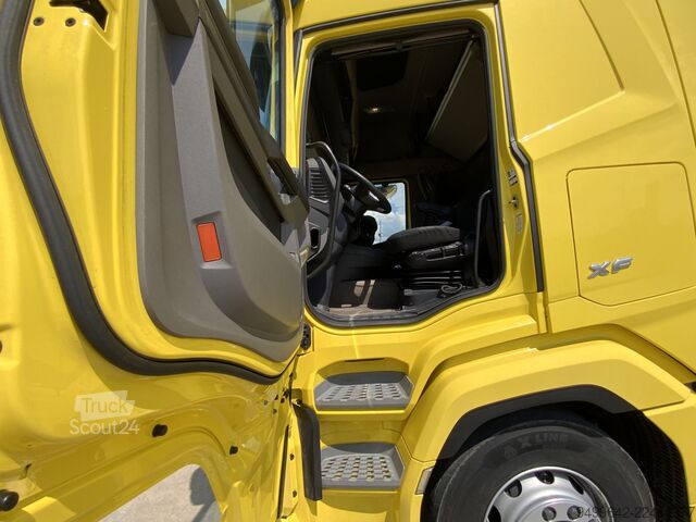 štandardný ťahač DAF XF430 NGD