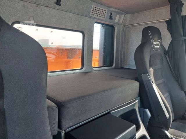 Driezijdige kipper IVECO AD 260T46 BB Meiller Bordmatik 6x4