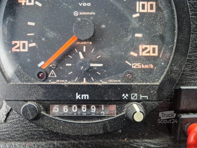 Furgon samochodowy do przewozu aut Scania LB81