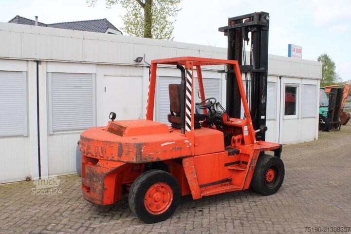 Carretilla elevadora Nissan DF05 A 70 U