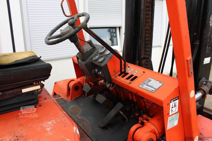 Carretilla elevadora Nissan DF05 A 70 U