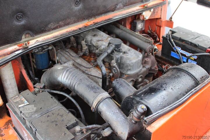 Carretilla elevadora Nissan DF05 A 70 U