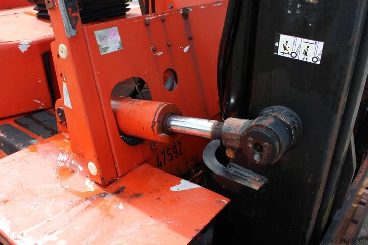 Carretilla elevadora Nissan DF05 A 70 U