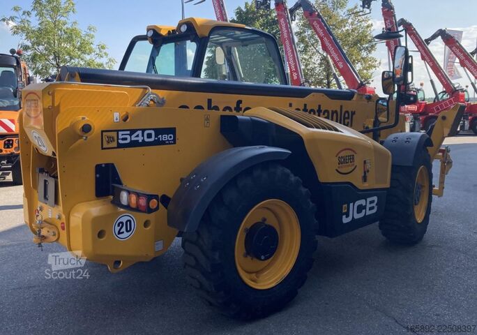 телескопічний навантажувач JCB 540-180