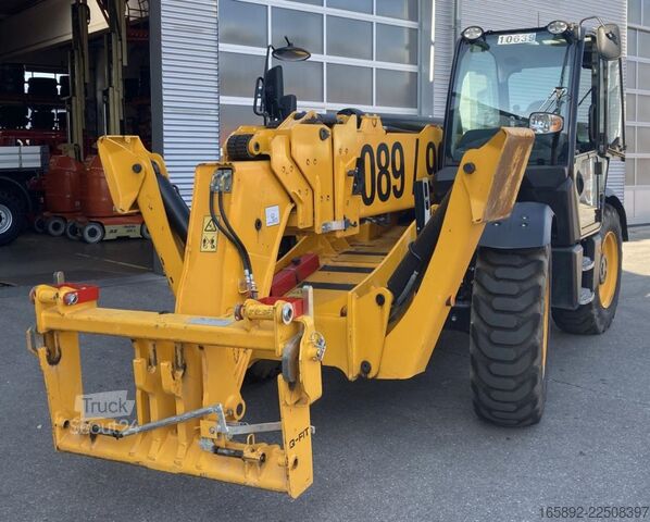 телескопічний навантажувач JCB 540-180