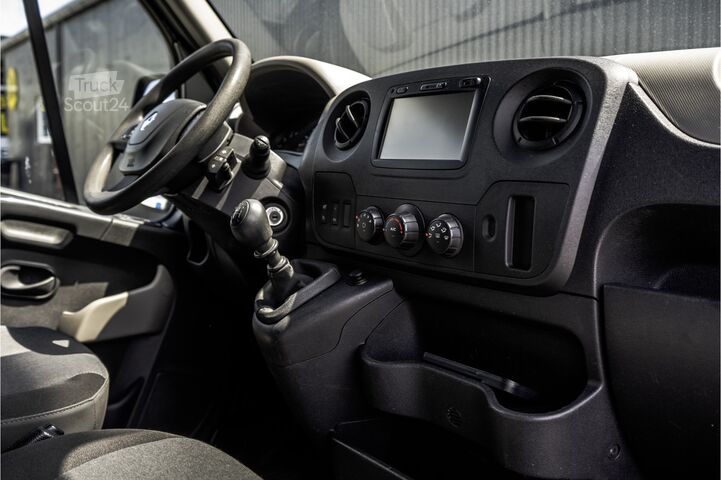 Furgonetă Renault Master 2.3 dCi | L1H2 | Navigatie | Cruise | Ai...