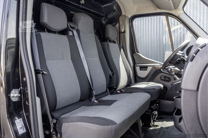 Furgonetă Renault Master 2.3 dCi | L1H2 | Navigatie | Cruise | Ai...