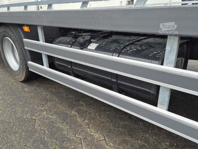 Autonkuljetusauto man TGL 12.220 BL Autotransporter AHK