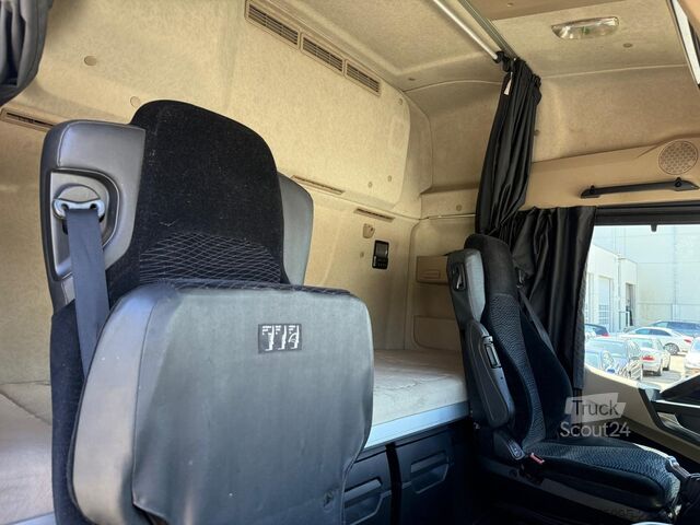 Nutzfahrzeug Mercedes-Benz Actros  1842 Mega Retarder Full-Spoiler TÜV 05 27