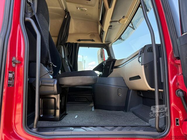 Nutzfahrzeug Mercedes-Benz Actros  1842 Mega Retarder Full-Spoiler TÜV 05 27