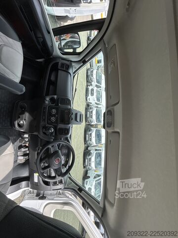 عربة التخييم/عربة سكن متنقلة Fiat Ducato Weinsberg Carabus 2023 | Cambio manuale | Tetto a soffietto
