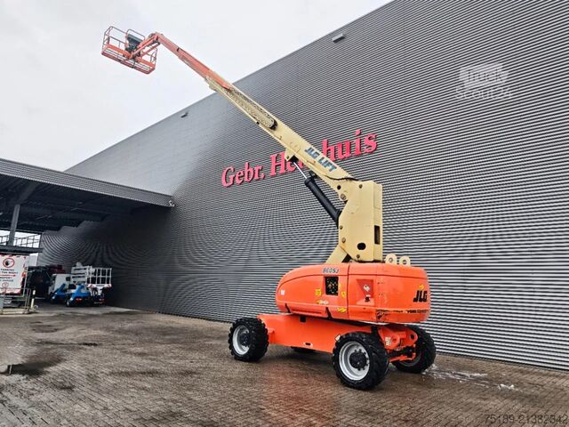 Plate-forme télescopique JLG 860 SJ