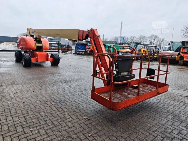 Plate-forme télescopique JLG 860 SJ