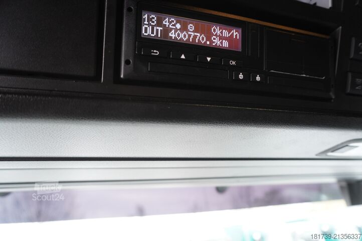 Vilkikas + šaldymo puspriekabė MAN TGX 18.510 4×2 tractor unit / Lamberet