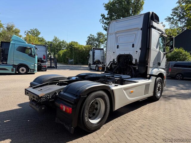 Standard-SZM Mercedes-Benz Actros 2142 4X2 Hydraulic NL Truck