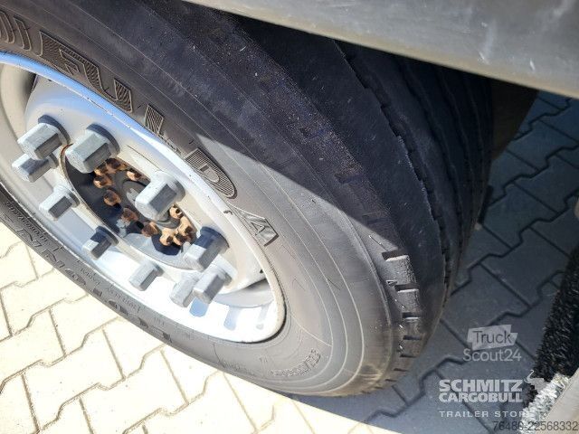 Öppen semitrailer med kapell Schmitz Cargobull Schiebeplane Mega