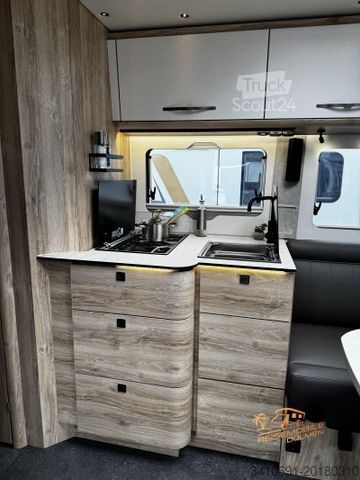 Autocaravana integral EURAMOBIL Integra Line 720 EF ohne Hubbett Mondial ALDE