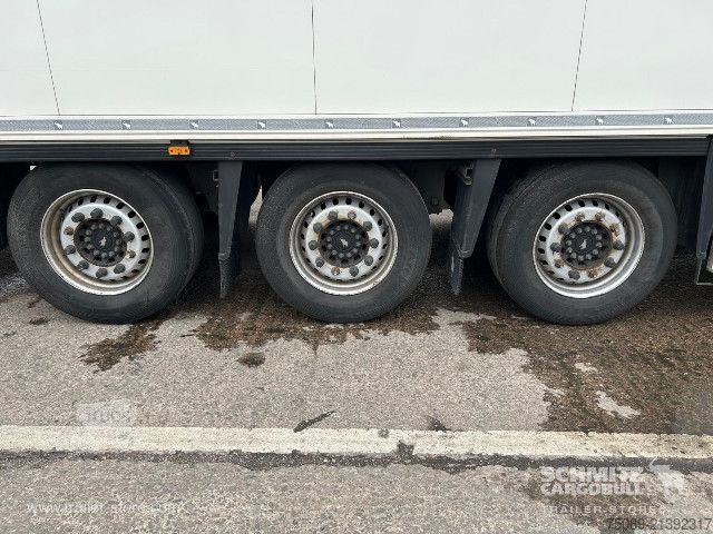 Semiremorcă frigorifică Schmitz Cargobull Reefer Meat hanging system