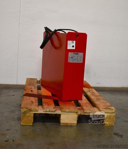 šakinio krautuvo baterija GRUMA 24 Volt 2 PzS 230 Ah