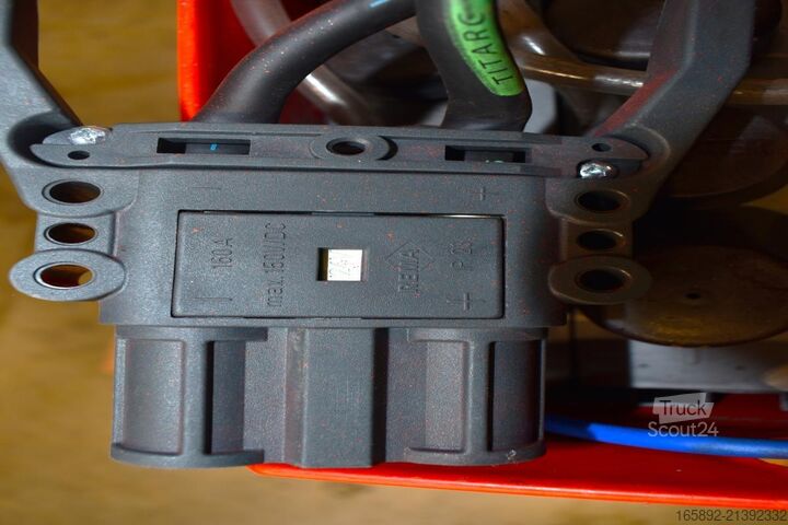 šakinio krautuvo baterija GRUMA 24 Volt 2 PzS 230 Ah