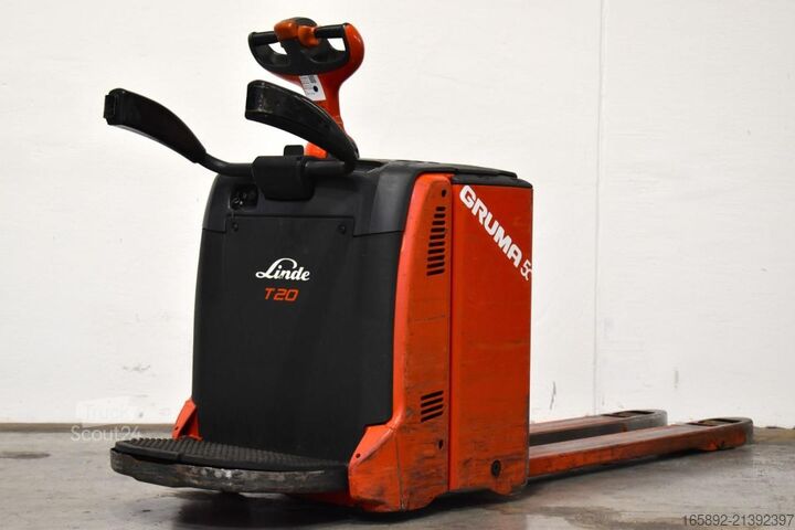 Transpalette électrique à conducteur porté debout Linde T 20 AP 131-08