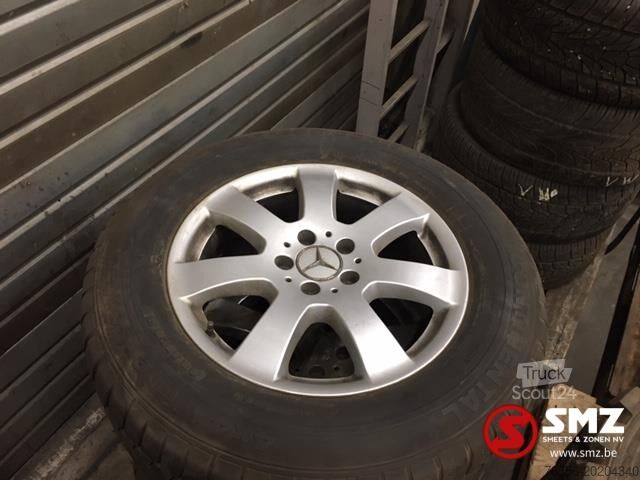 Gumiabroncsok Continental Occ Band auto continental 235/65R17 wintercontact
