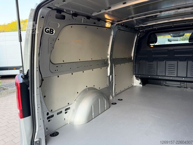 Панелен ван MERCEDES-BENZ Vito Kasten 116 CDI 4x4 extralang SELECT Standh.