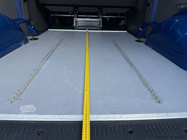 Minibusz VW T6.1 Transporter Kombi/ Mixto 4MOTION ALLRAD