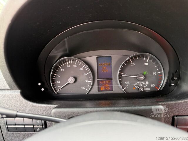 Furgon z wysokim dachem MERCEDES-BENZ Sprinter 315CDI L2H2 Kombi 9-S. Autom. Dachklima