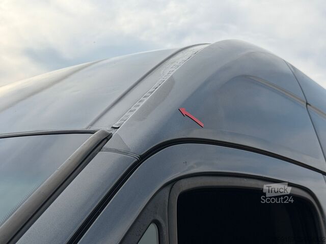 Furgon z wysokim dachem MERCEDES-BENZ Sprinter 315CDI L2H2 Kombi 9-S. Autom. Dachklima