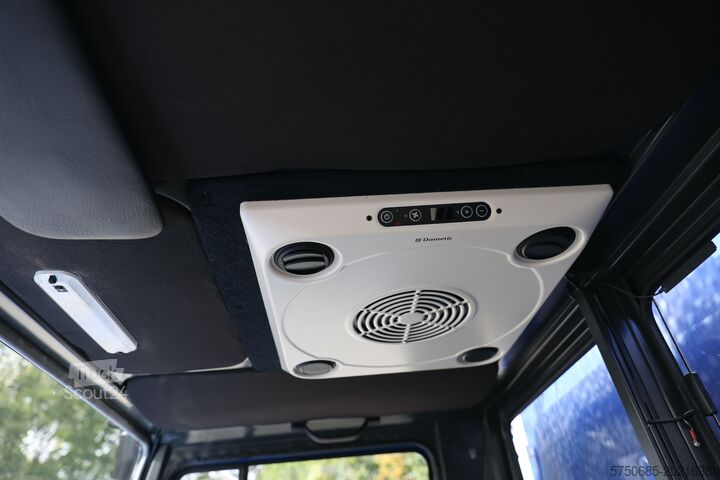 Aangepaste bestelwagen Mercedes-Benz Unimog