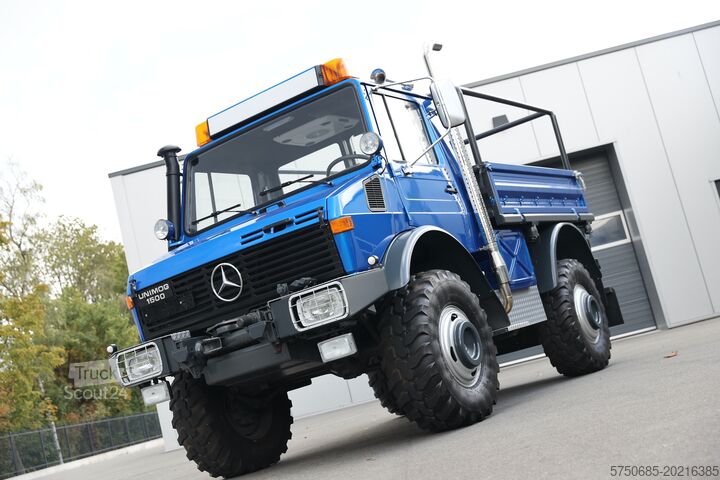 Aangepaste bestelwagen Mercedes-Benz Unimog