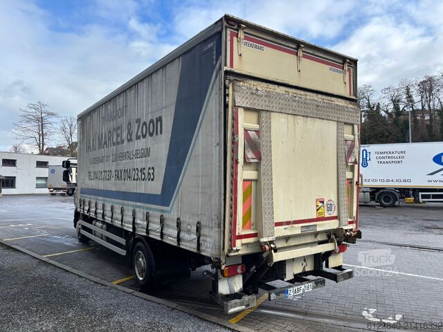 Platformas kravas automašīna ar tentu DAF LF 220