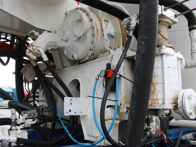 Concrete mixer truck RENAULT KERAX 420, EURO 3, 7m3, 8X4, CIFA MAGNUM MK 24.4