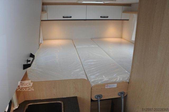 Daļēji integrēta kemperis SUNLIGHT Adventure V 67S Fiat