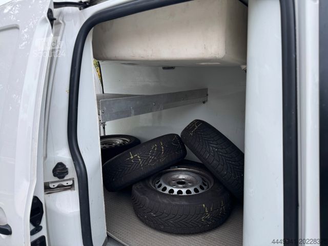 Koelwagen met geïsoleerde laadbak VOLKSWAGEN Caddy Maxi Kasten*Kühlkastenwagen